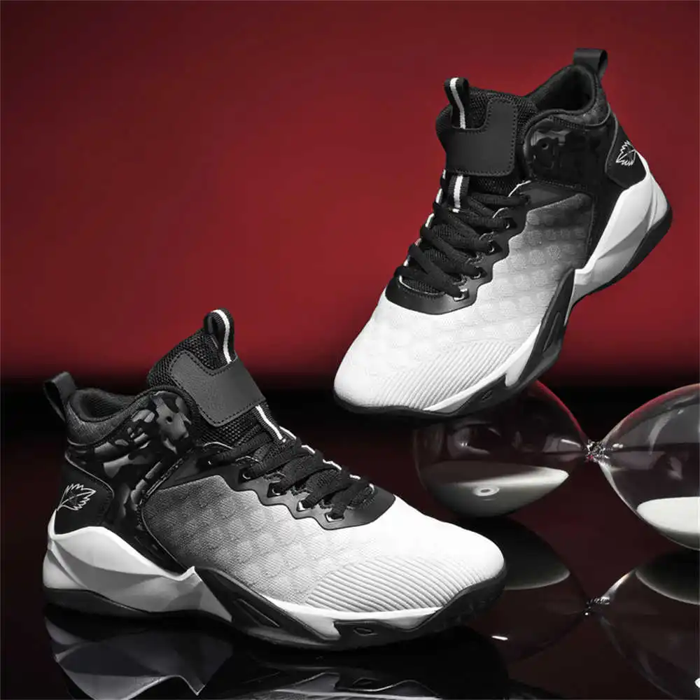 Donker nummer 39-sneakers voor - Home Gym And Basketball Court recensie en prijs